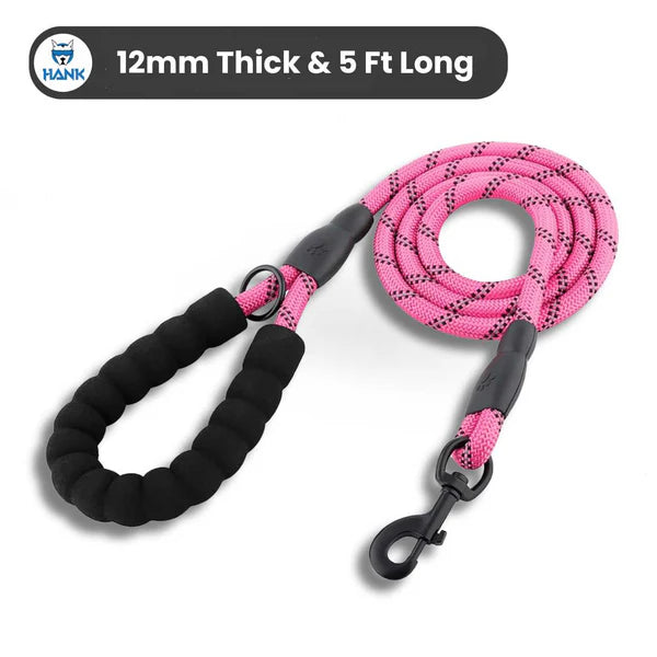 Pink and black dog leash with text indicating thickness and length on a white background