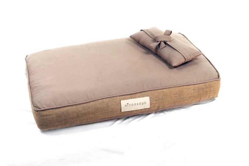  Handmade Wooden Dog Bed | Large & Medium Dog | With Cushion | Petspalz Petspalz