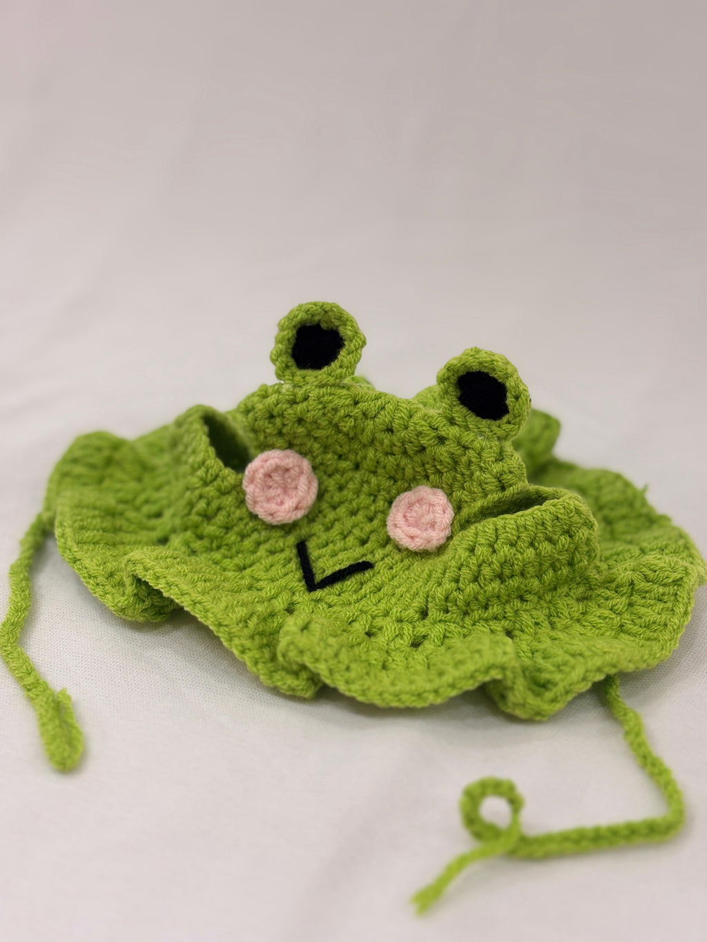 Handmade green frog crochet cap for dogs and cats  