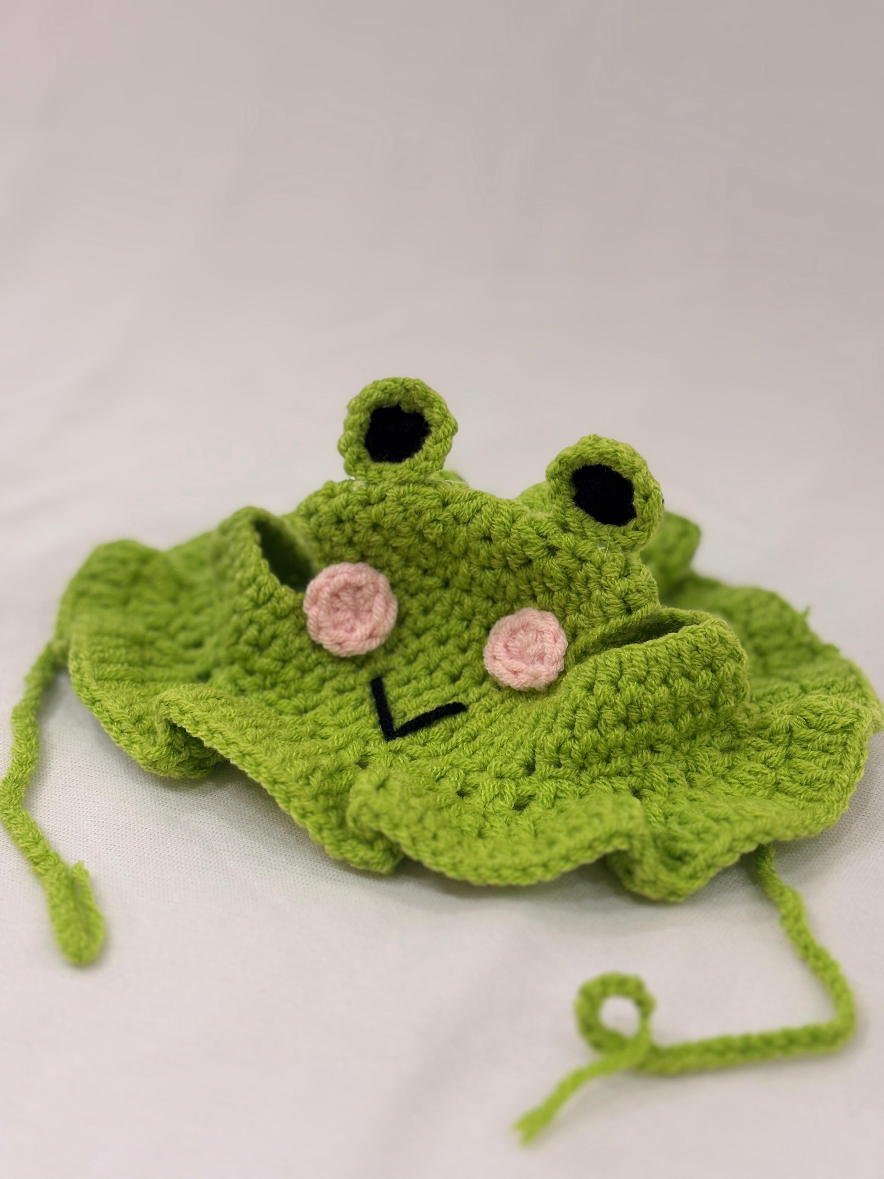 Handmade green frog crochet cap for dogs and cats  