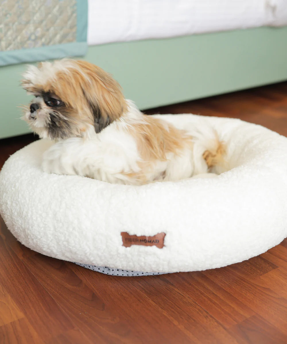 Comfortable dog bed with anti-skid base – Snowpuff Petspalz