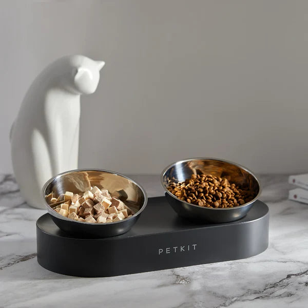 Stainless steel elevated pet feeder