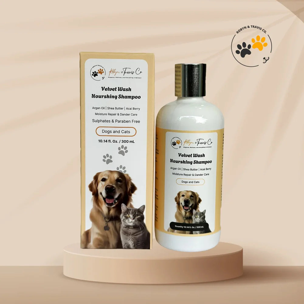 Velvet Wash shampoo with shea butter and argan oil for dogs and cats